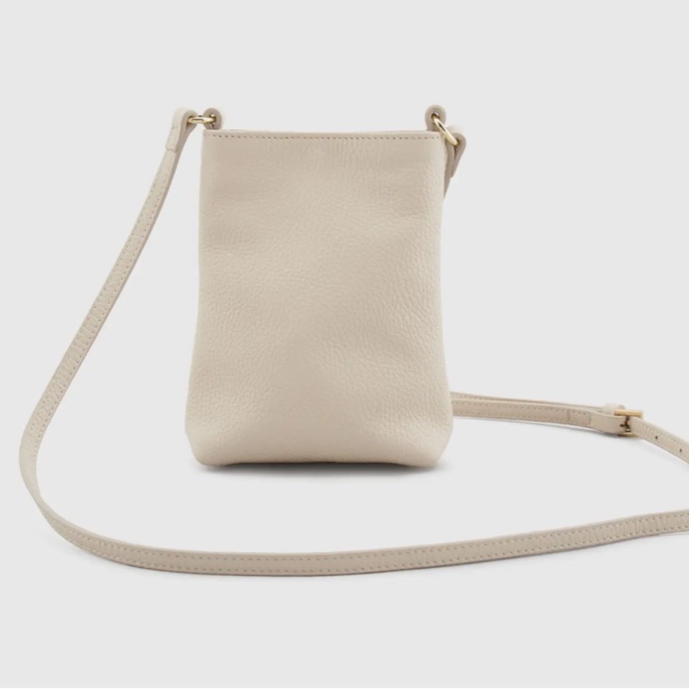 Quince Italian Pebbled Leather Phone Crossbody